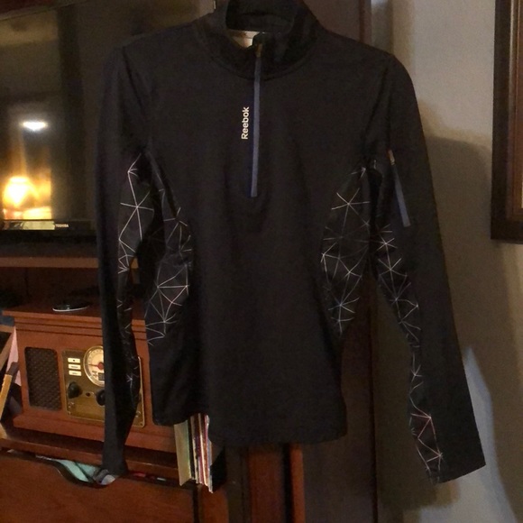 Reebok Tops - Reebok SZ S I/4 zip pullover